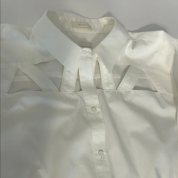 Chico's Elegant White Dress Shirt for Women - Picture 3 of 7